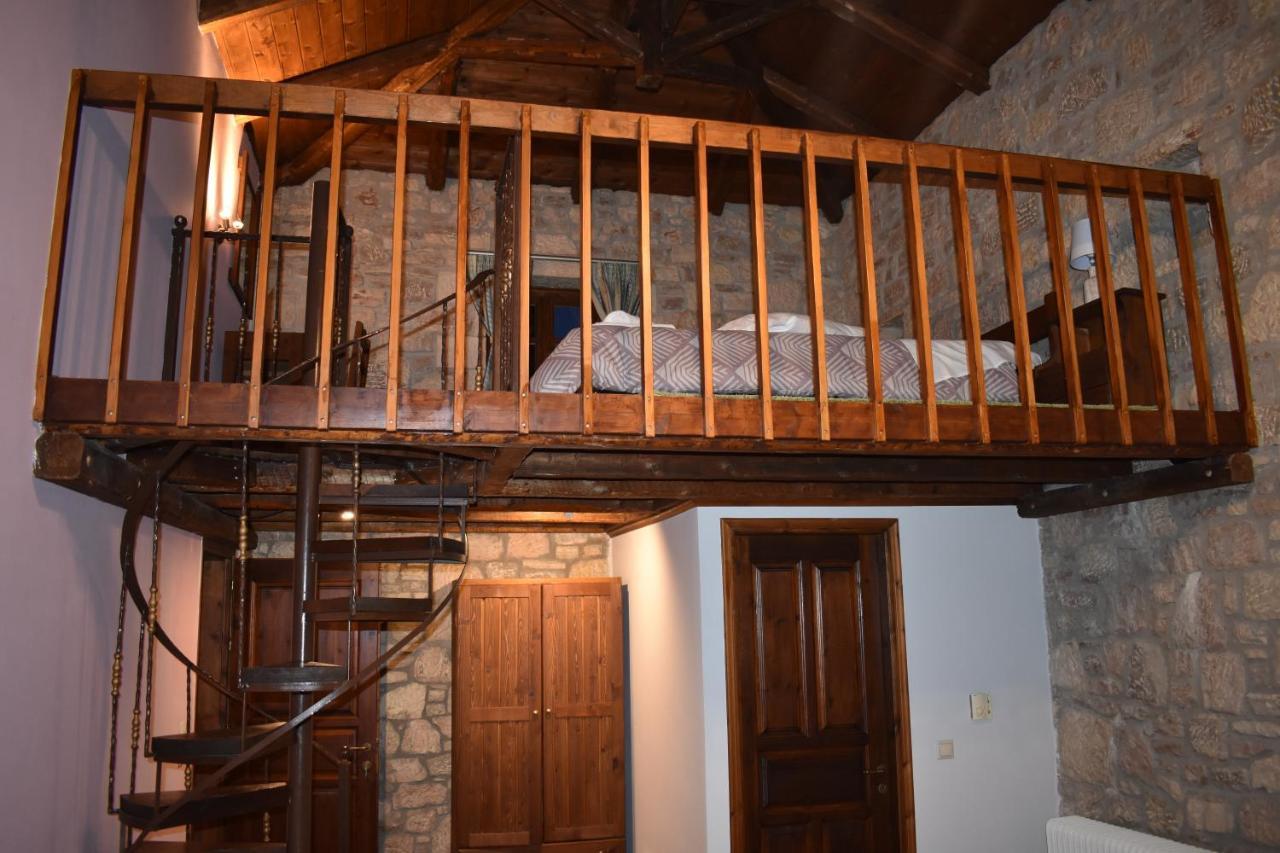 Saint George Hotell Kalavryta Exteriör bild